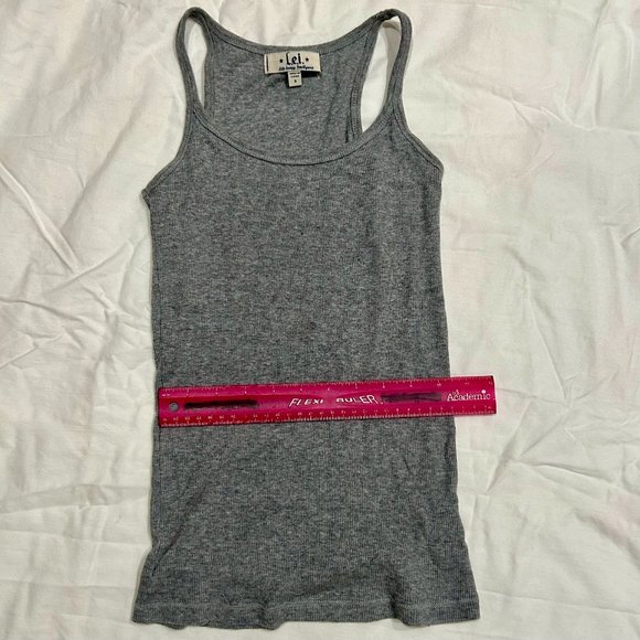 L.E.I. GRAY RIBBED TANK TOP SIZE S - Picture 2 of 4